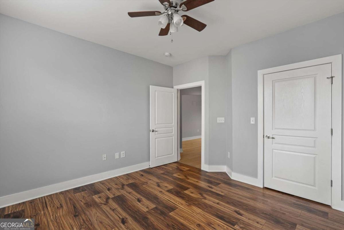 799 Hammond Drive Atlanta - 19