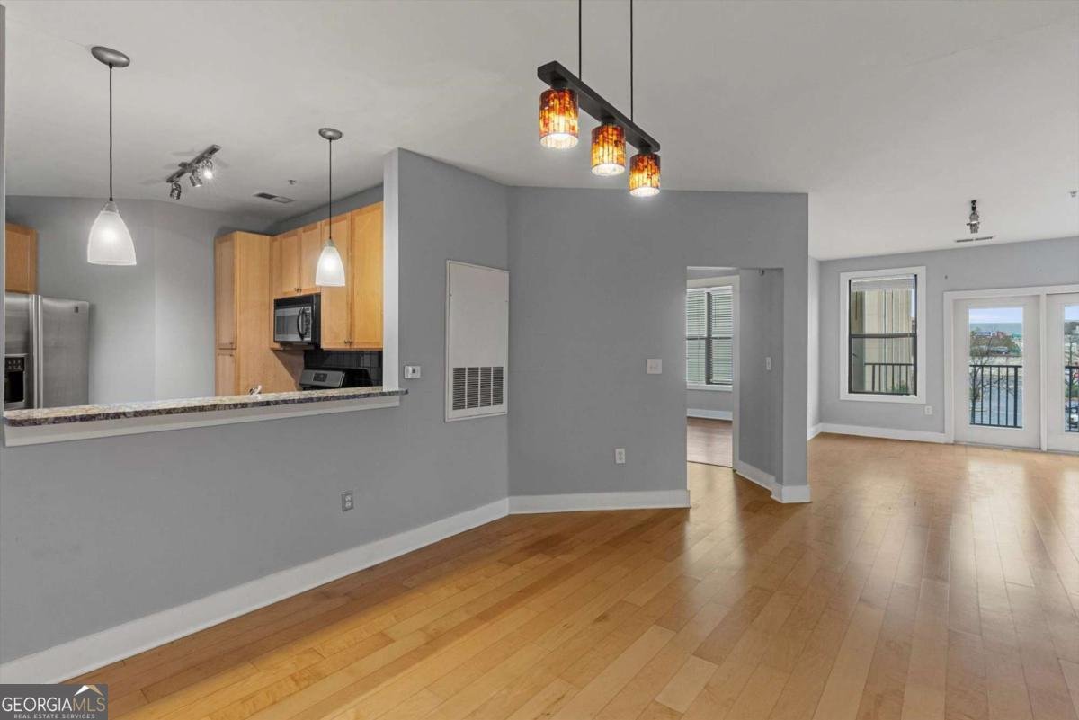 799 Hammond Drive Atlanta - 4