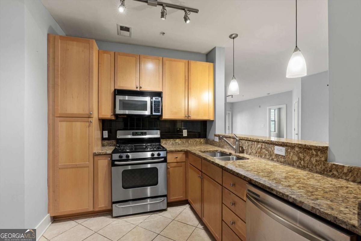 799 Hammond Drive Atlanta - 5