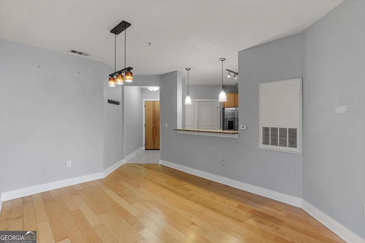 799 Hammond Drive Atlanta - 9