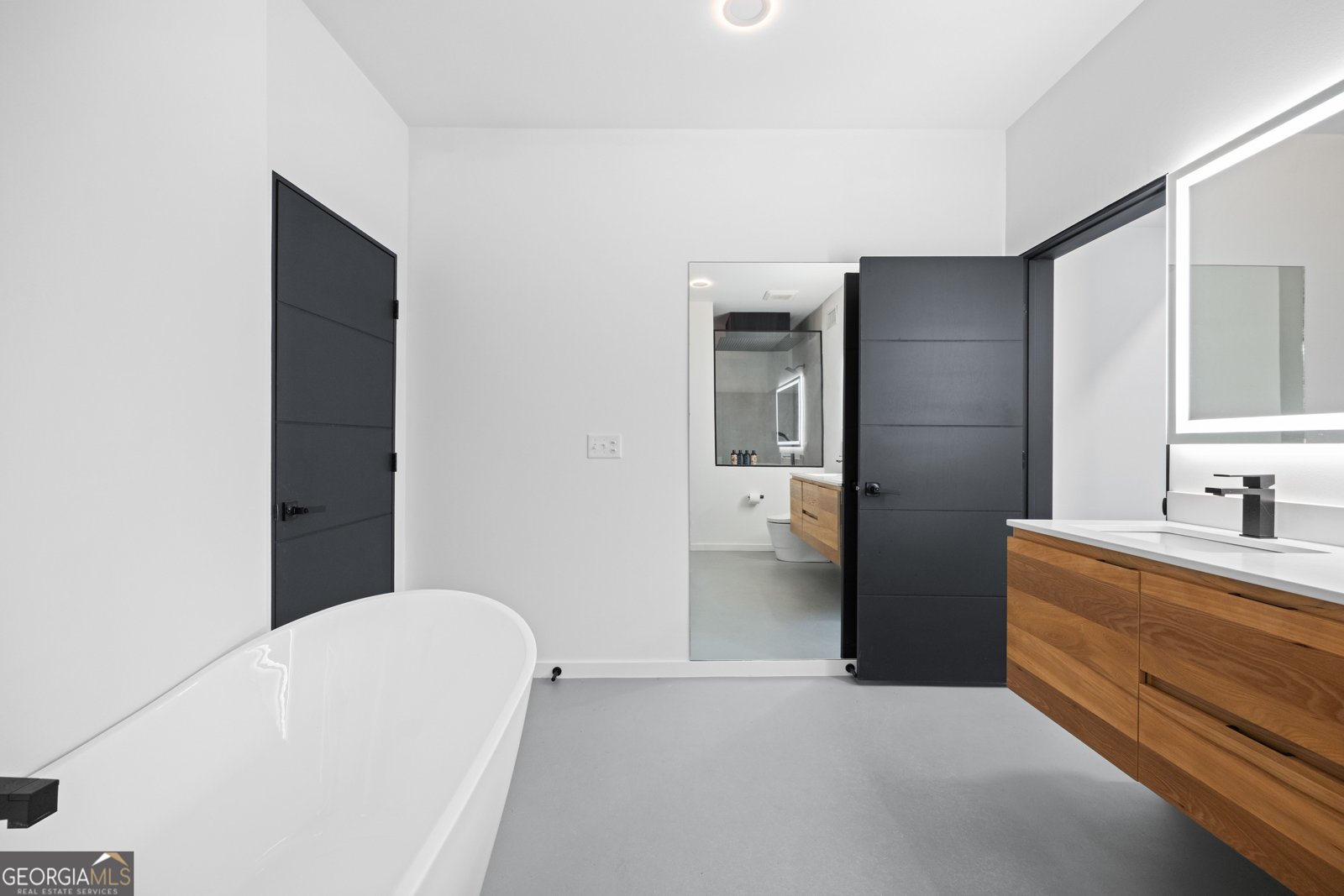 4680 Cat Creek Rd Valdosta - 36