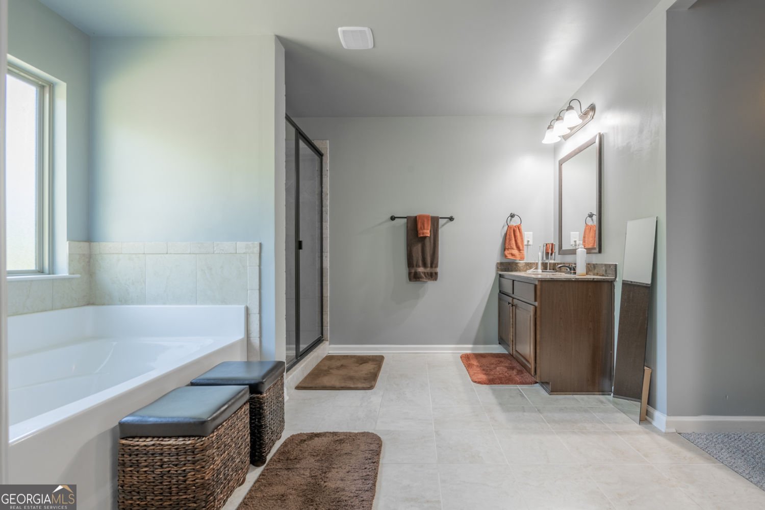 8422 Member Drive Jonesboro - 43