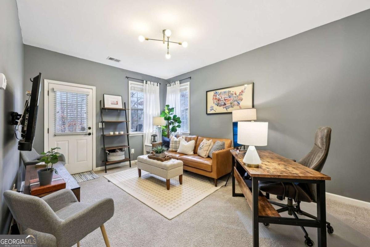 3811 Chattahoochee Summit Drive Atlanta - 24