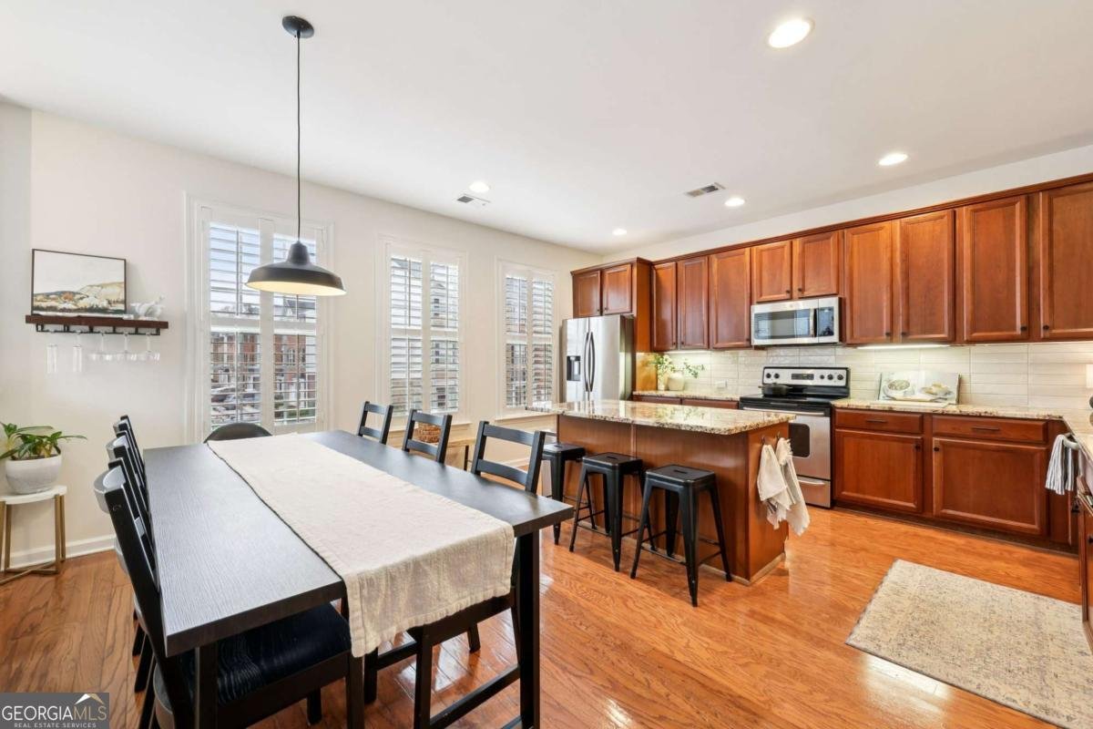 3811 Chattahoochee Summit Drive Atlanta - 8