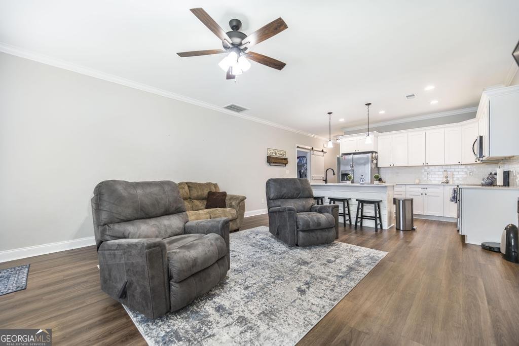 309 Charles Gray Boulevard Perry - 16