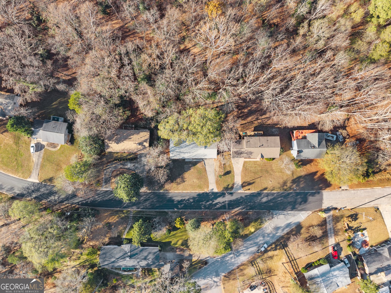 660 Honeysuckle Road Gainesville - 35