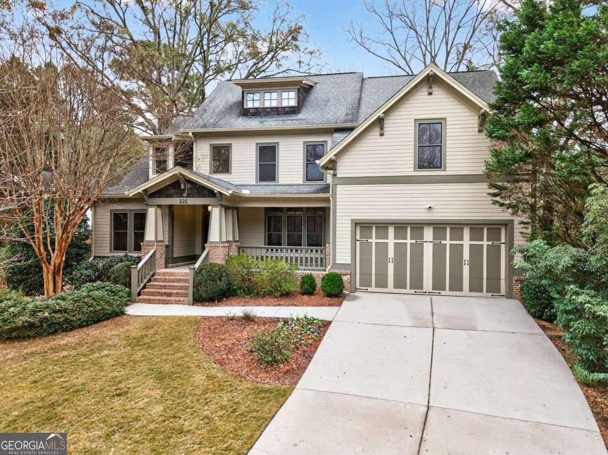 226 WILLOW Lane Decatur - main photo