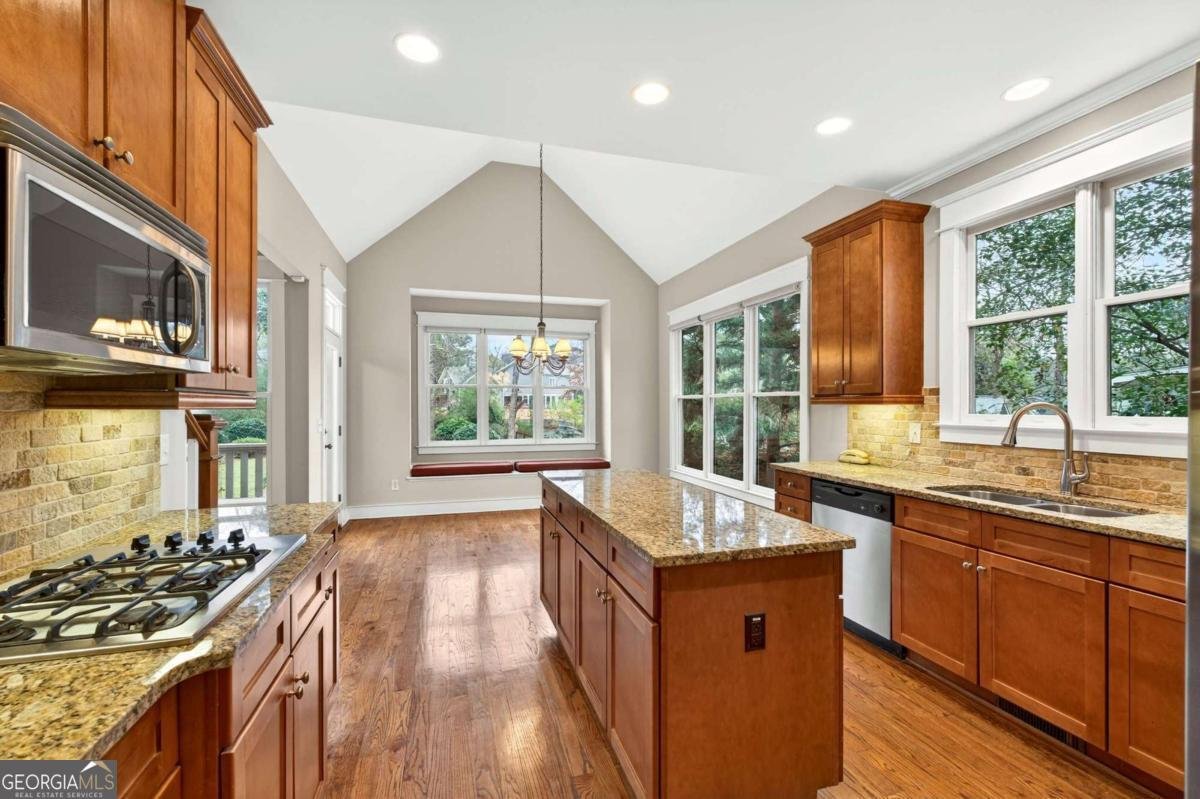 226 WILLOW Lane Decatur - 23