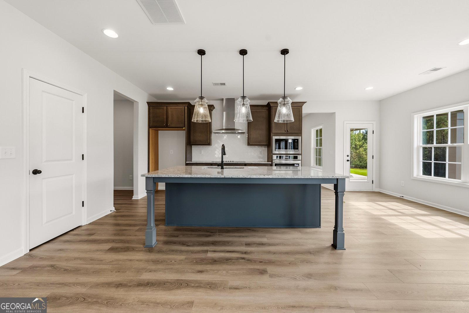 110 Hawkeye Trail Fortson - Photo 7