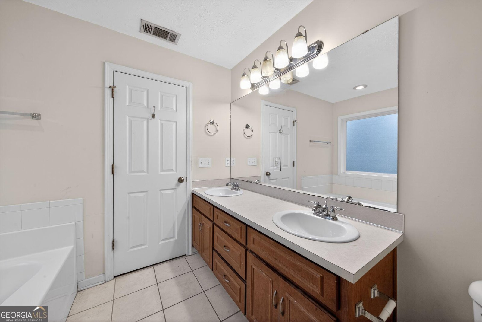 8042 Sonoma Pointe Drive Columbus - 18