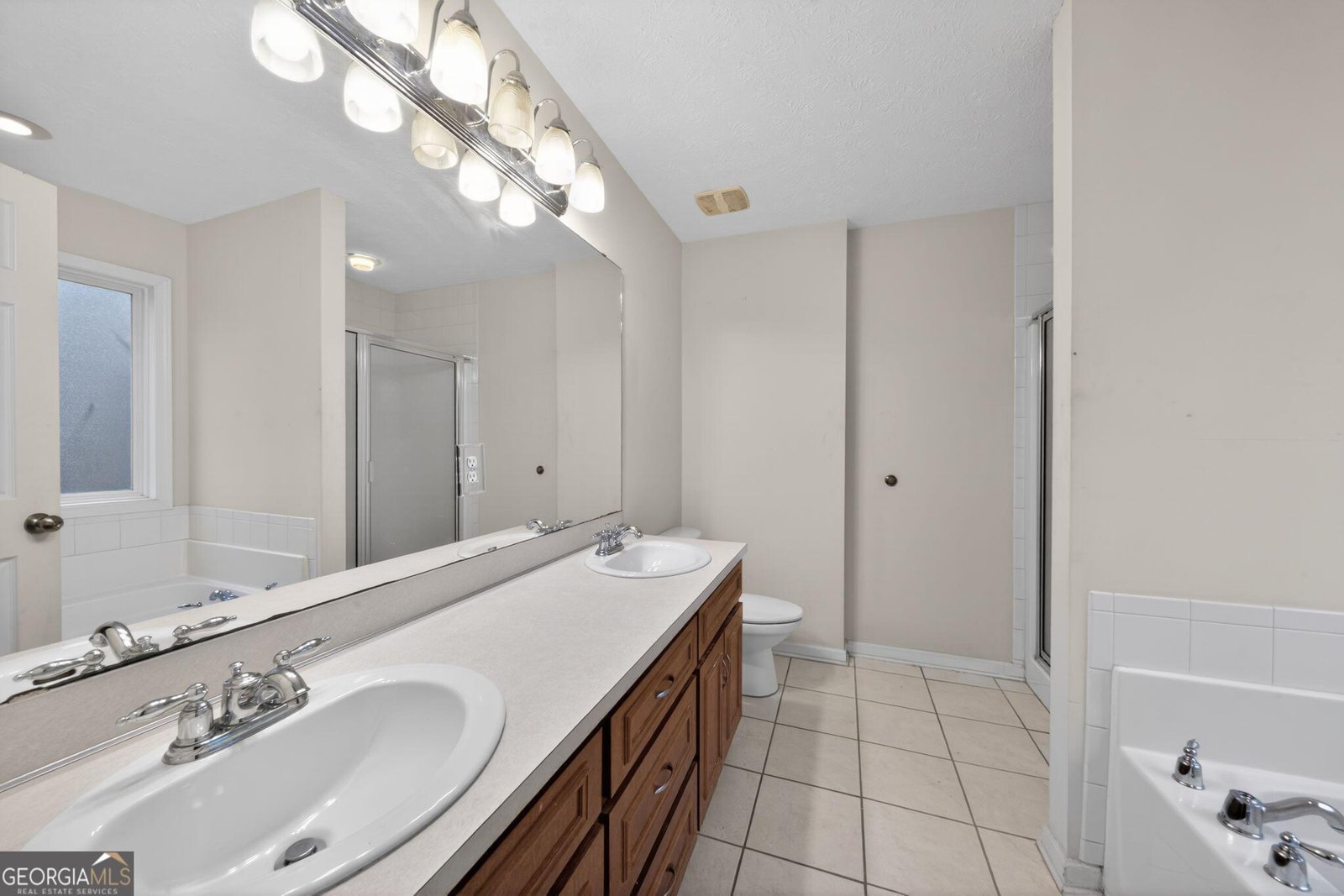 8042 Sonoma Pointe Drive Columbus - 19