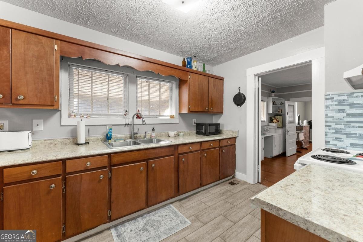 84 Park Street Toccoa - 13