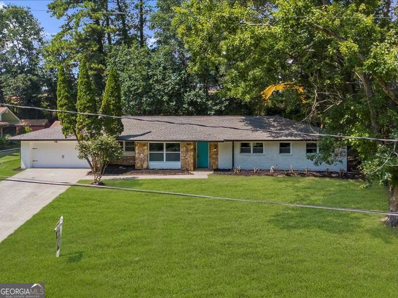 2719 Kings Park Circle Decatur - main photo