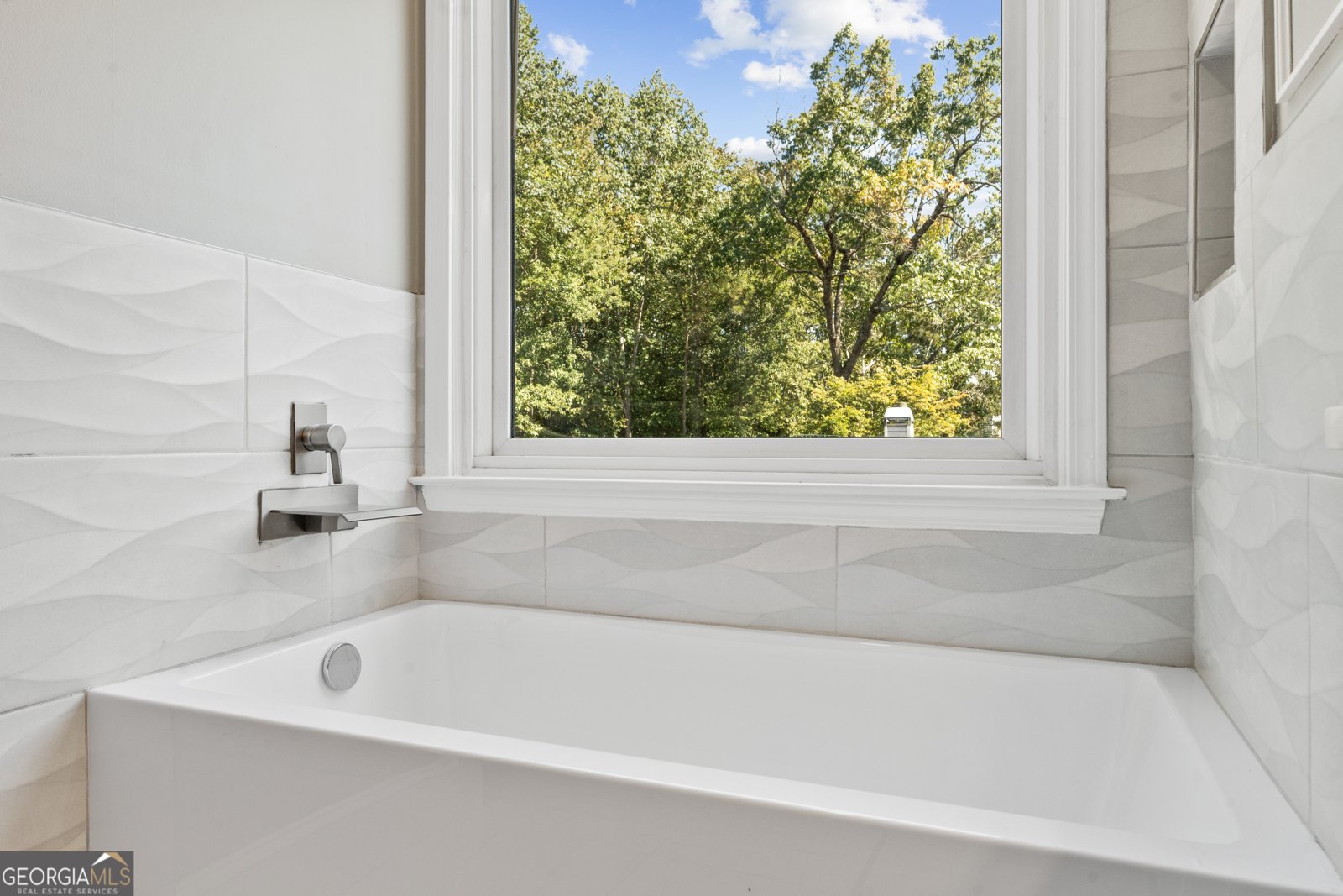 3503 Pine Grove Drive Douglasville - 17