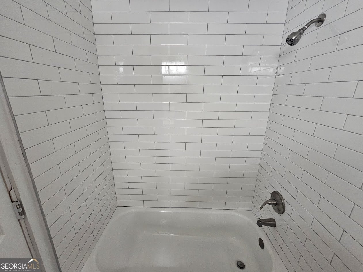 3231 Amhurst Drive Atlanta - 18