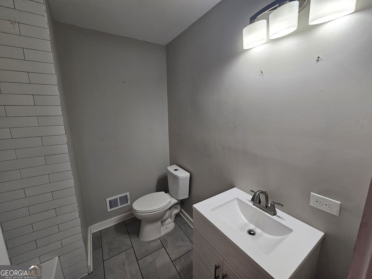 3231 Amhurst Drive Atlanta - 19