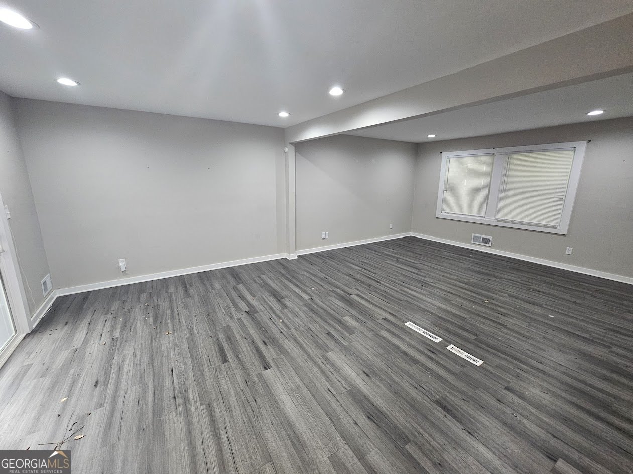 3231 Amhurst Drive Atlanta - 28