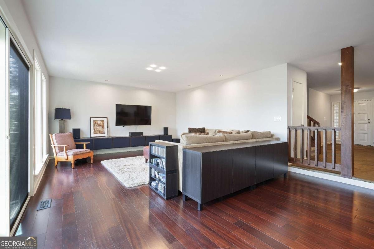 180 River Court Parkway Sandy Springs - 11