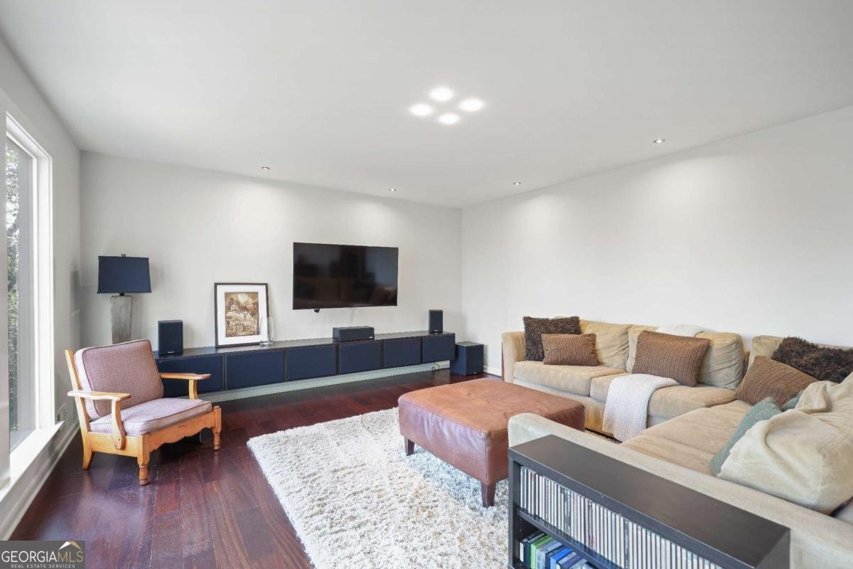 180 River Court Parkway Sandy Springs - 12