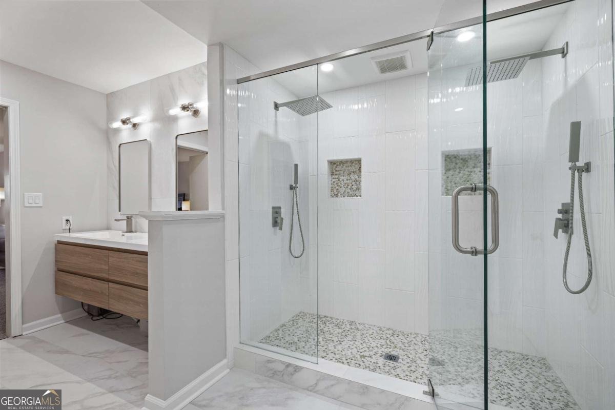 180 River Court Parkway Sandy Springs - 21