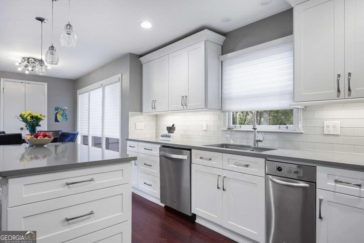 180 River Court Parkway Sandy Springs - 6