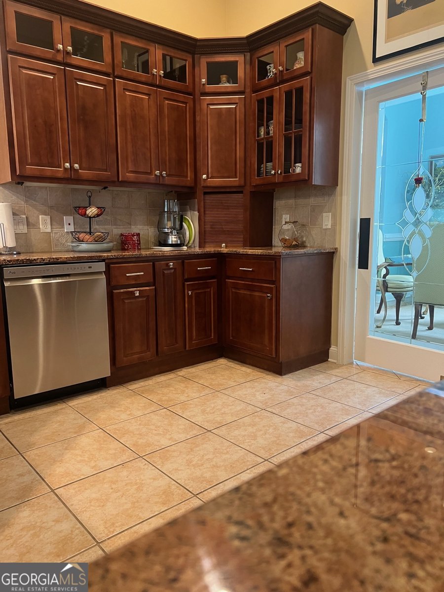 1026 Greenwillow Drive St. Marys - 27