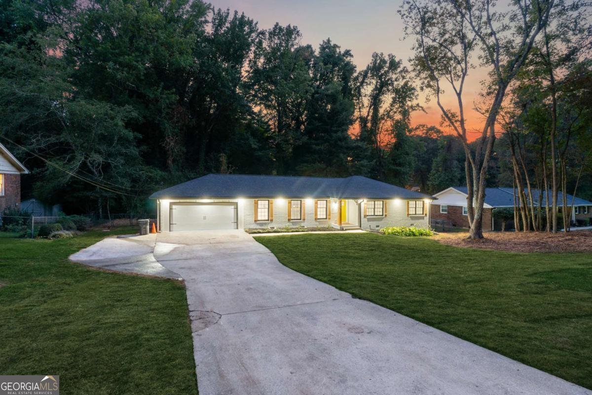 2055 Oak Road Snellville - 3