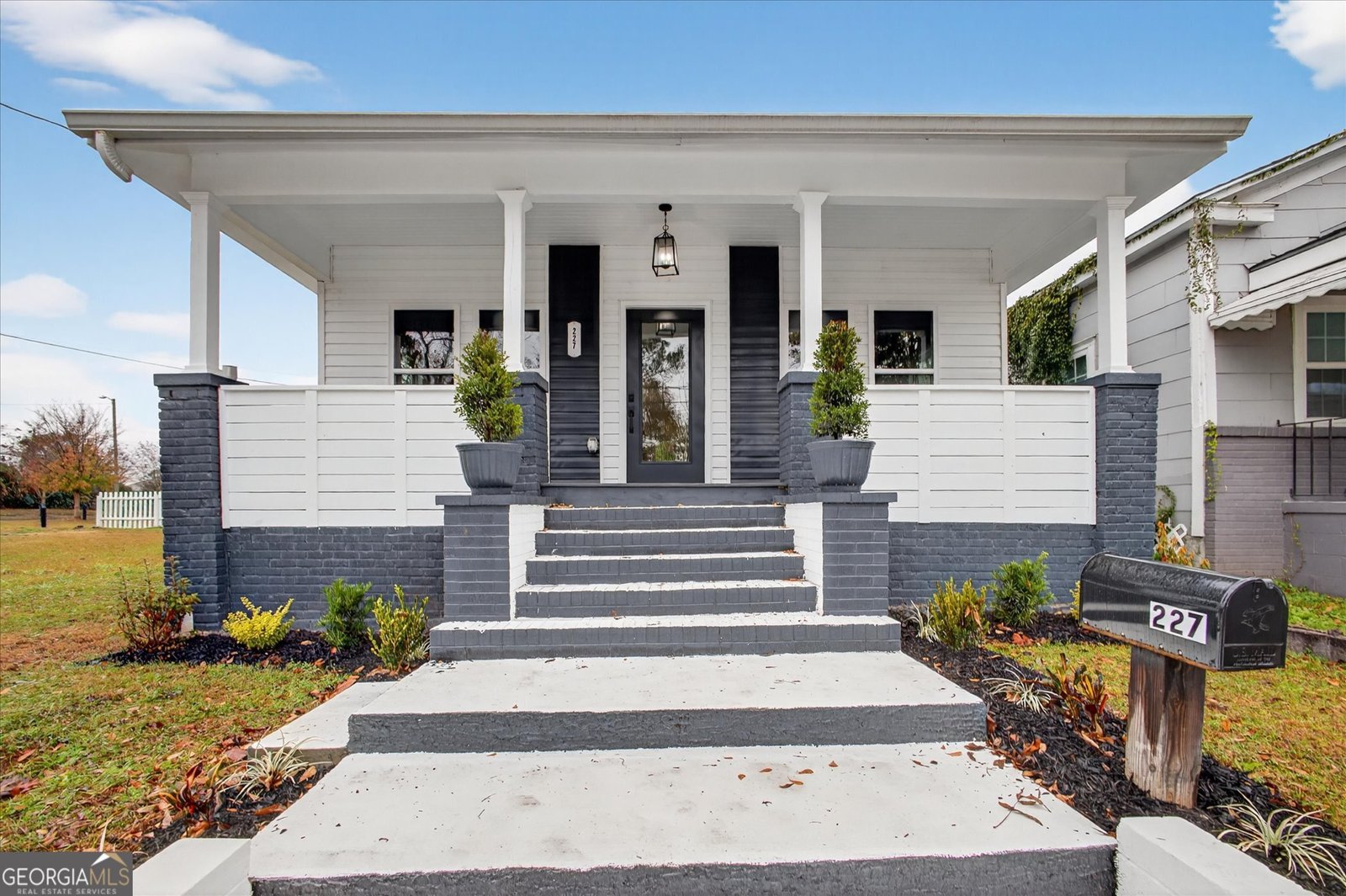 227 Glass Street Savannah - main photo