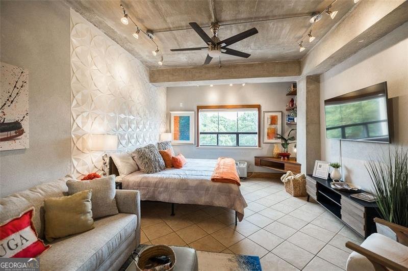 131 BROAD Athens - 6