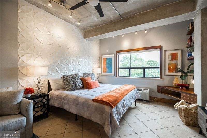 131 BROAD Athens - 7