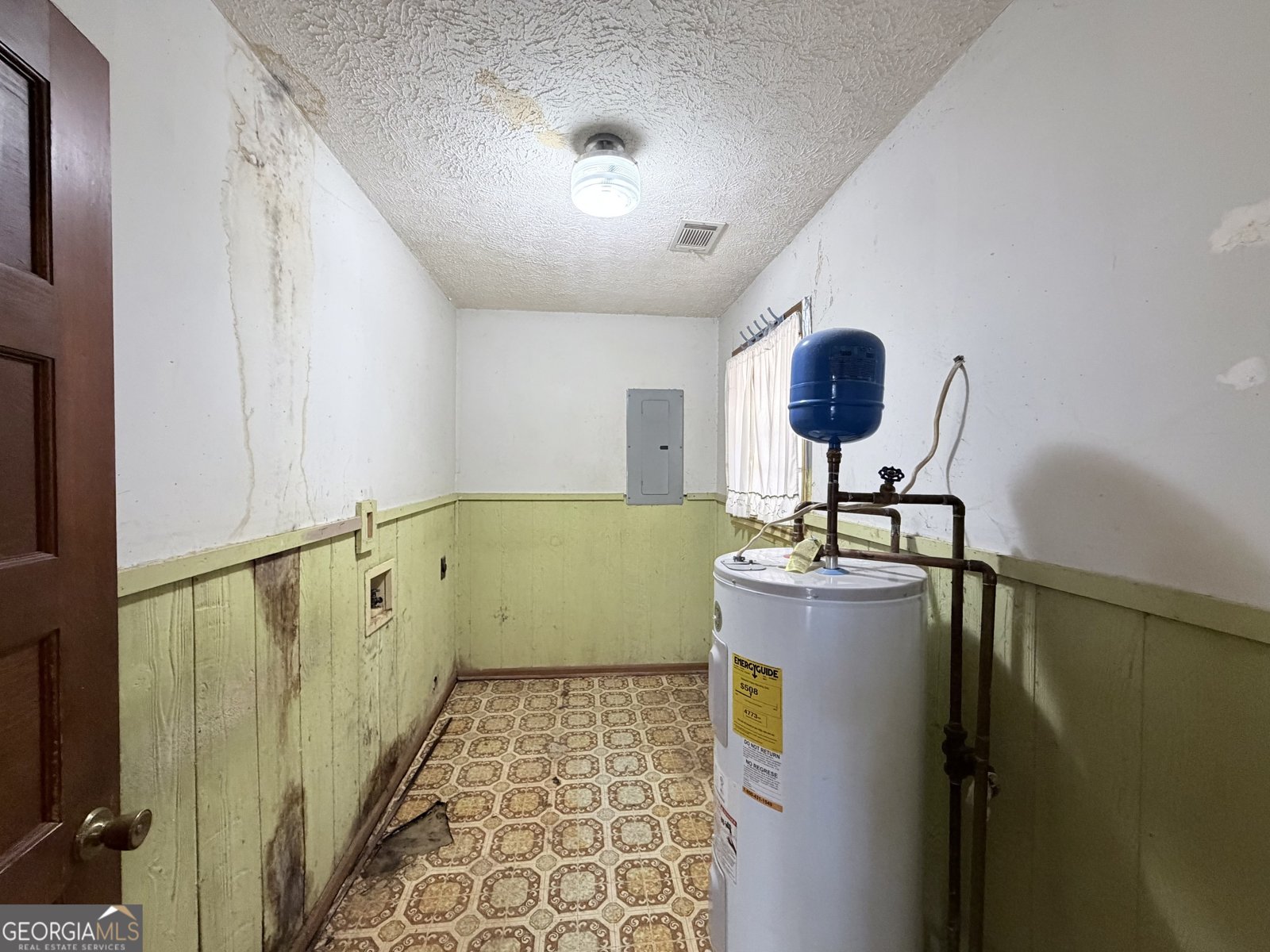 7118 Pineneedle Drive Covington - 7