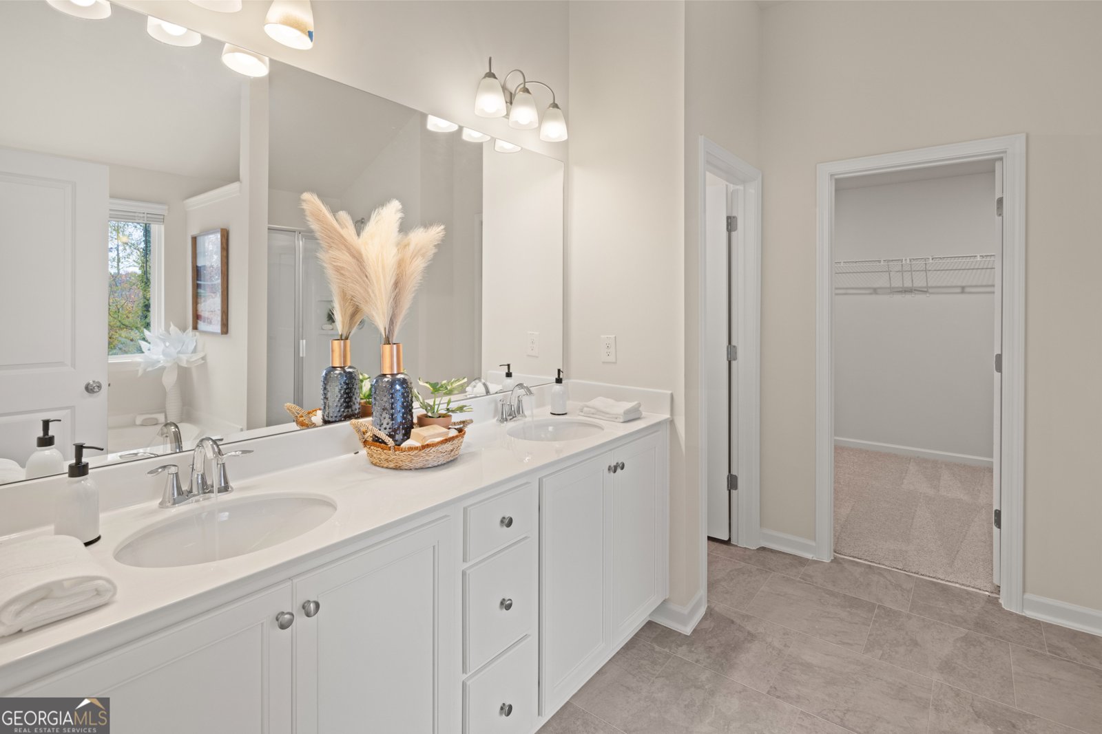 318 CEDAR HOLLL Maplewood Drive Conyers - 36