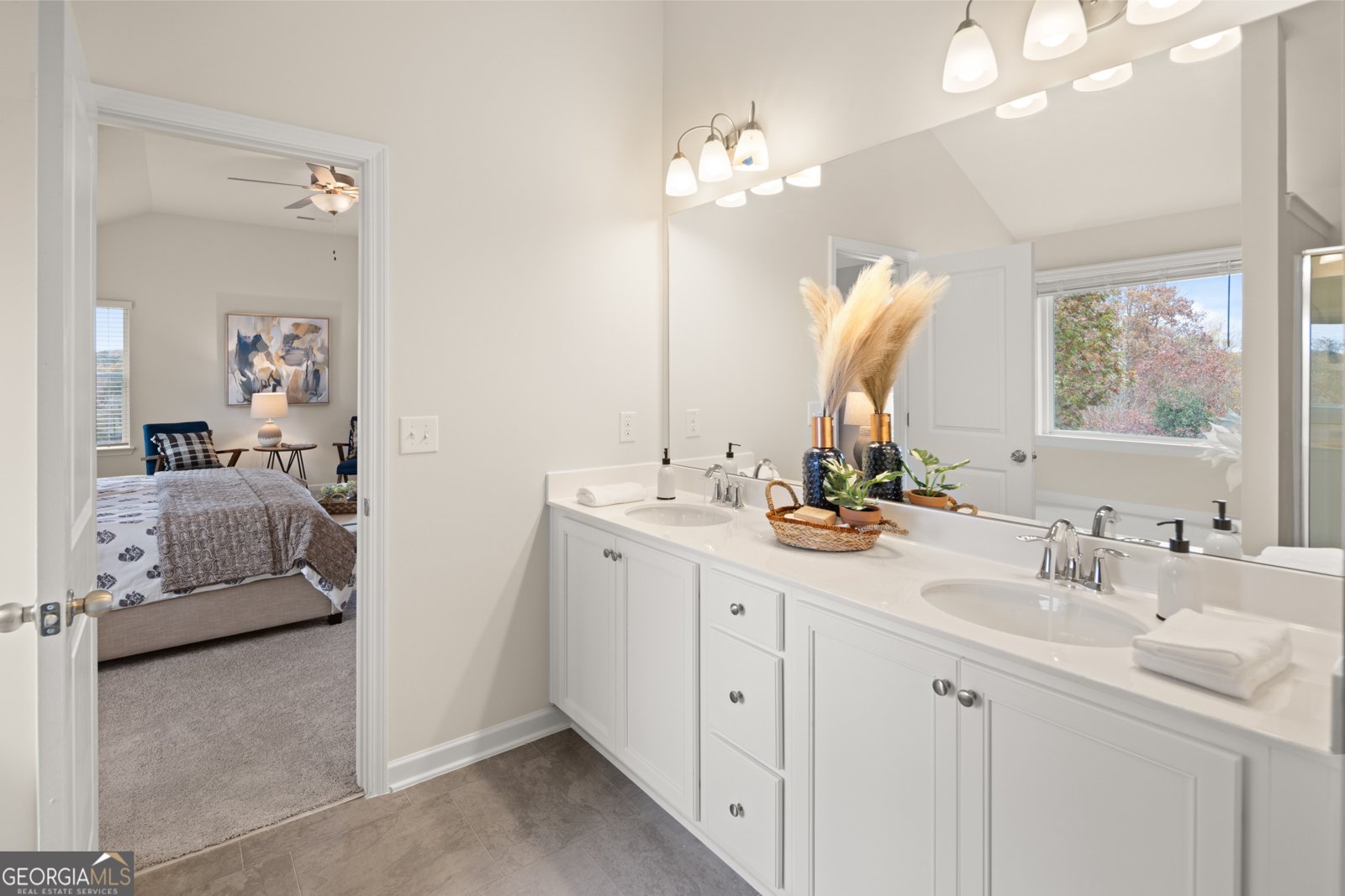 318 CEDAR HOLLL Maplewood Drive Conyers - 37