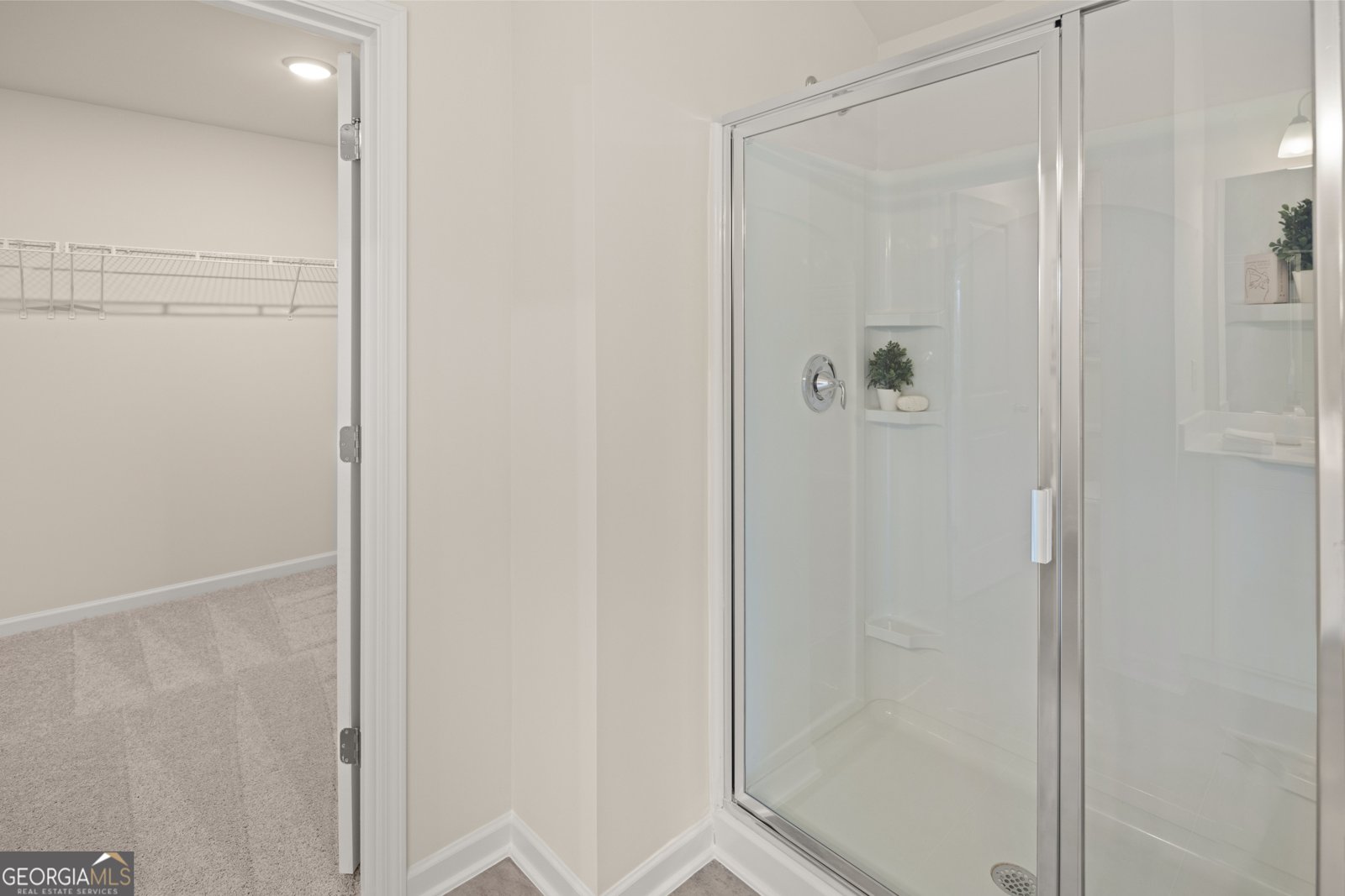 318 CEDAR HOLLL Maplewood Drive Conyers - 39