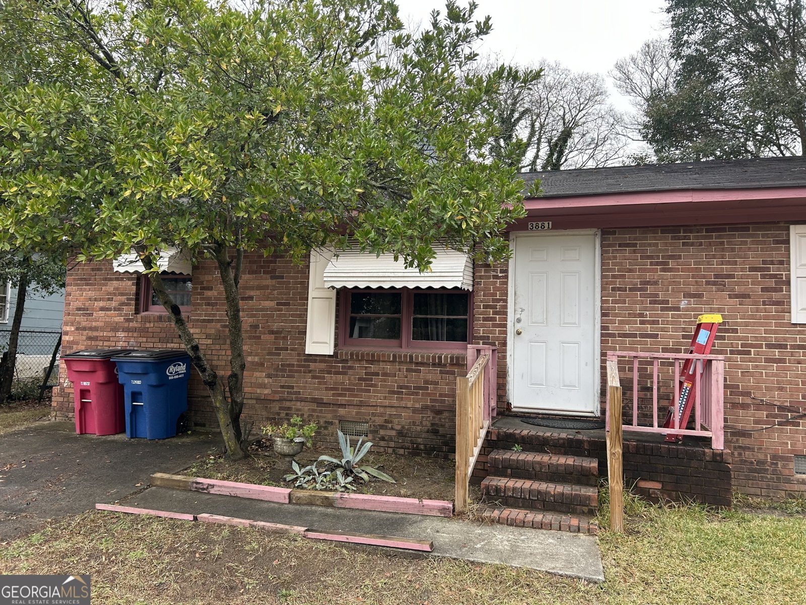 3881 Grand Avenue Macon - 17