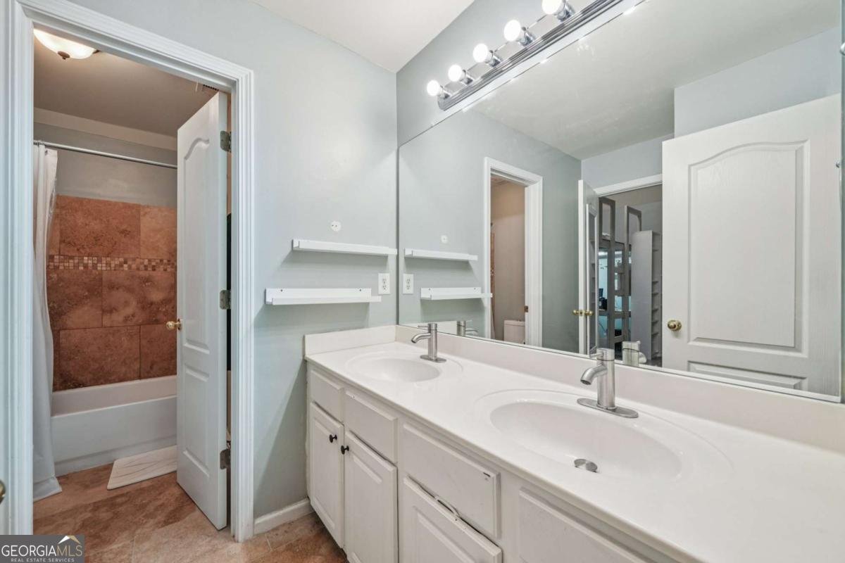 342 Breezewood Court Suwanee - 19