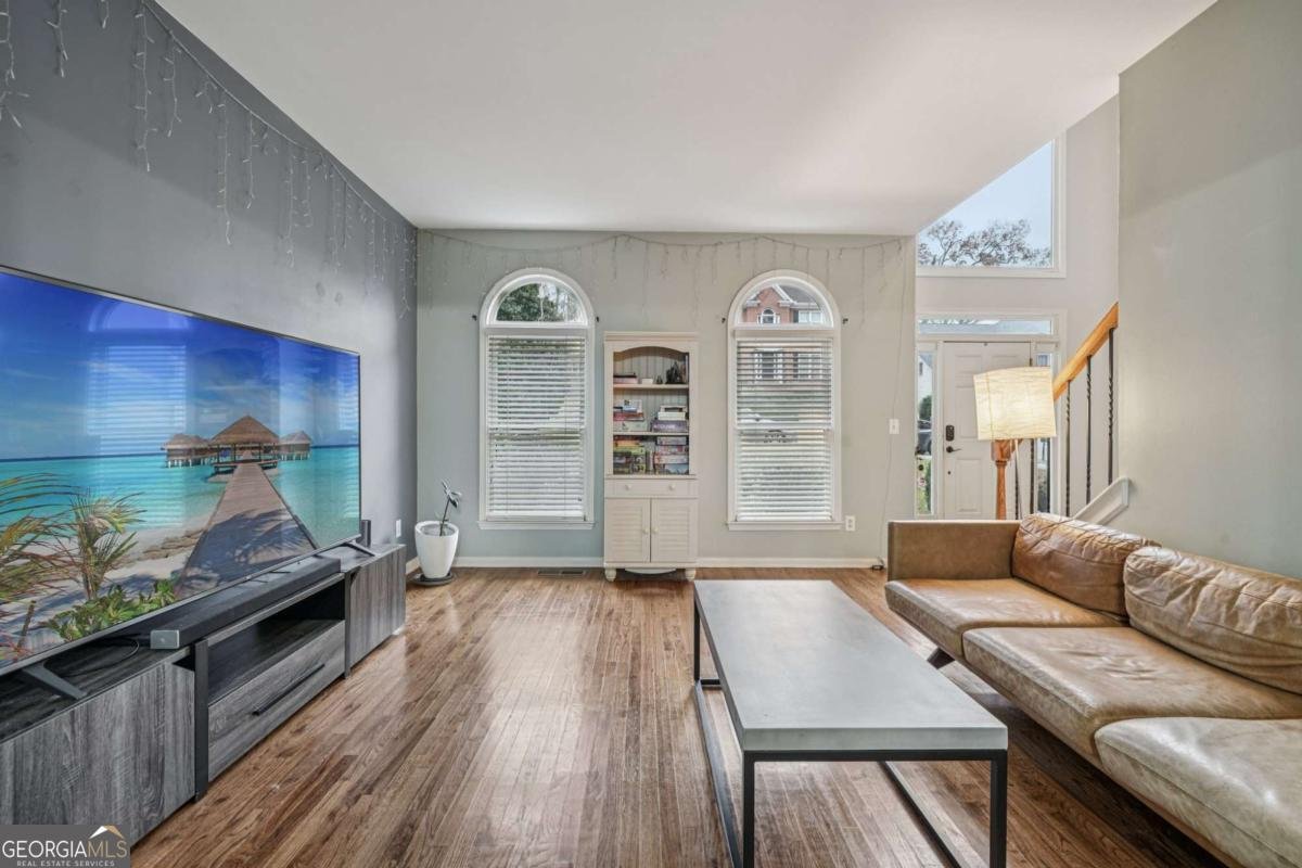 342 Breezewood Court Suwanee - 4