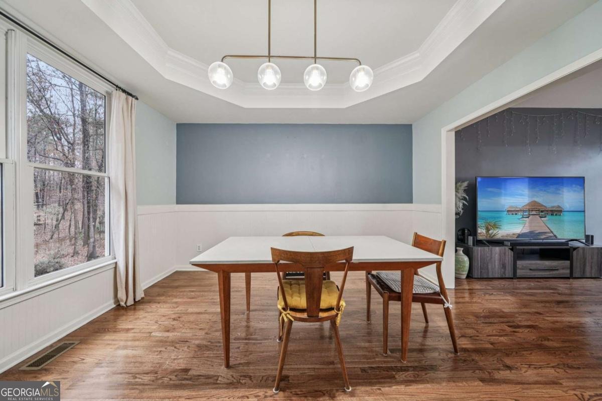 342 Breezewood Court Suwanee - 6