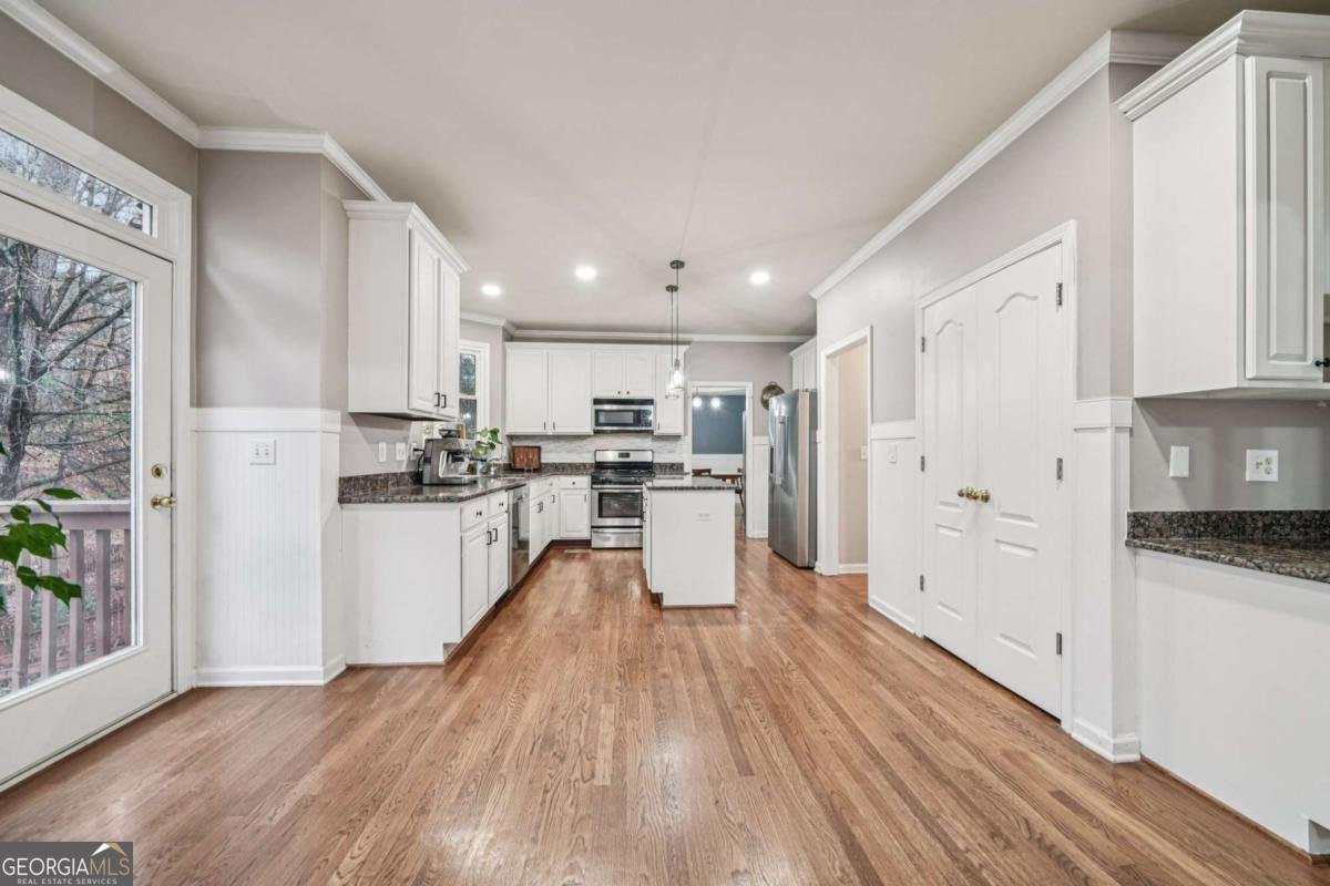 342 Breezewood Court Suwanee - 7