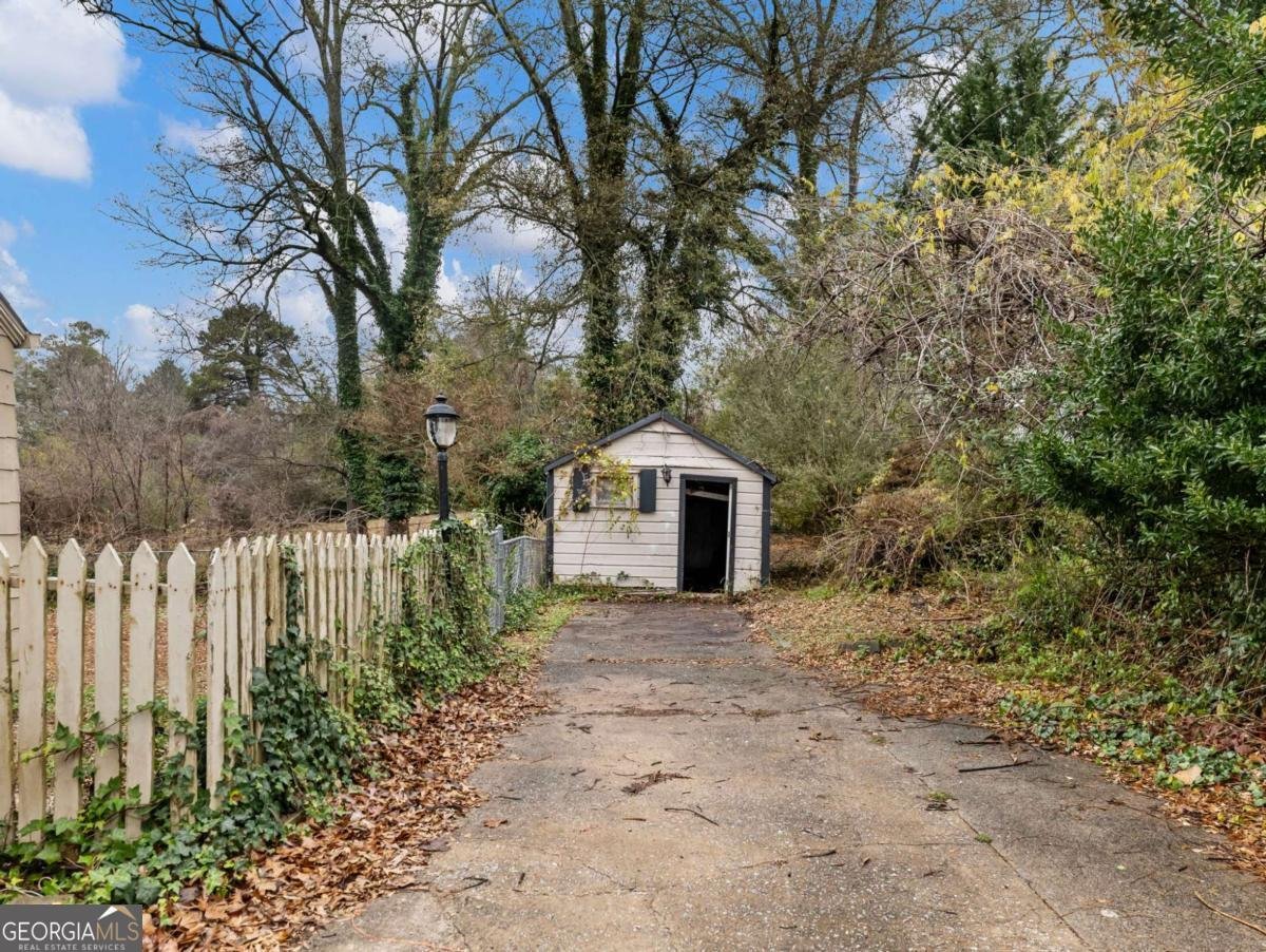 1093 Enota Avenue Gainesville - 38