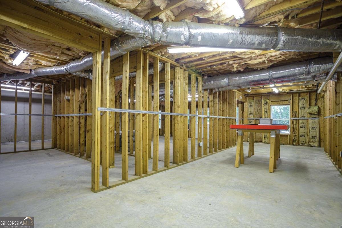 281 Laney Drive Locust Grove - 45