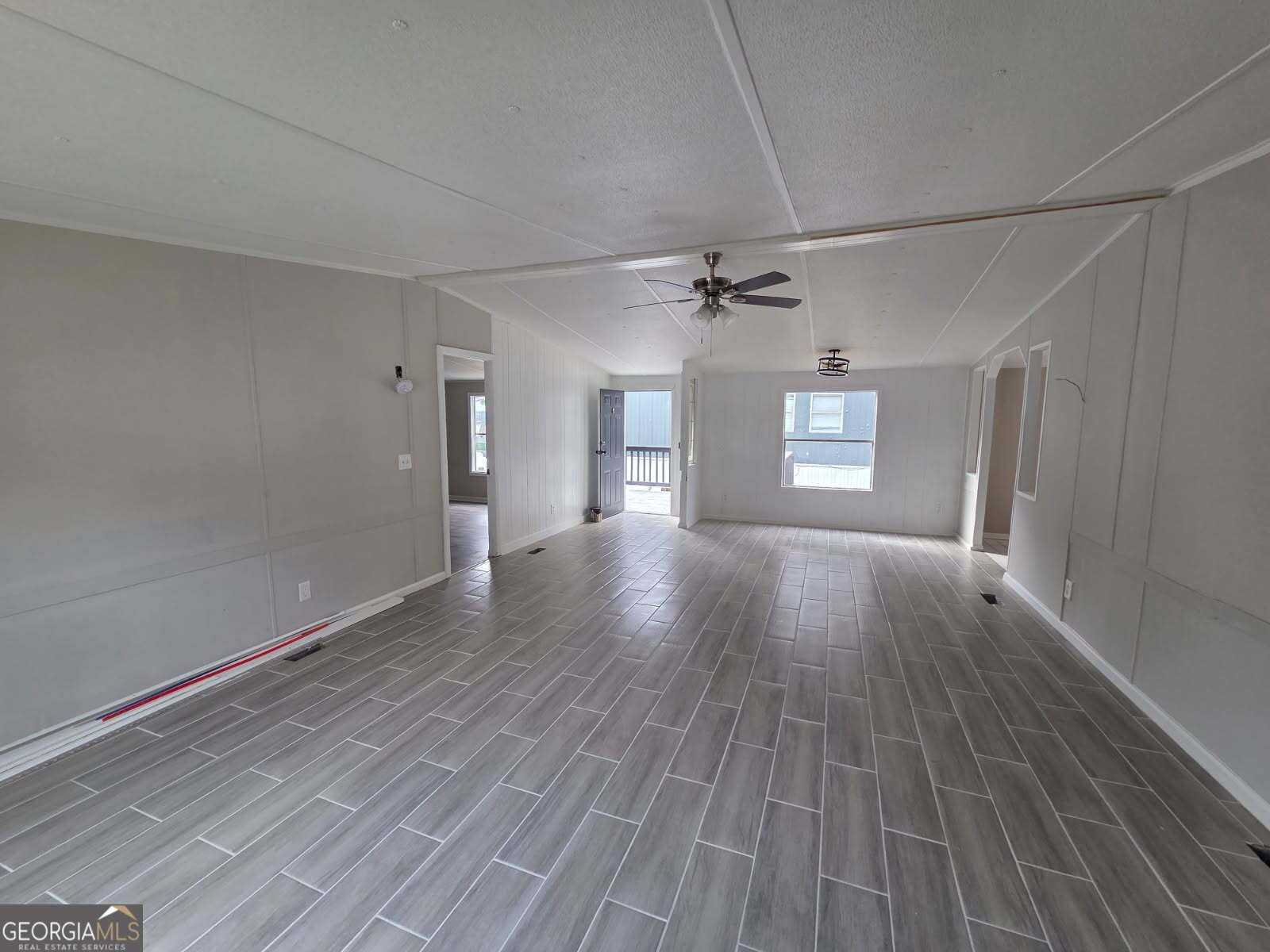 21 CLUB CIRCLE Ellenwood - 11