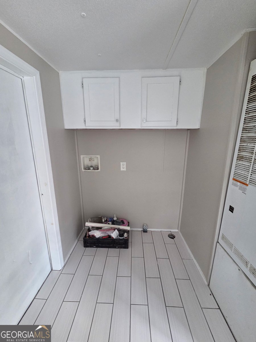 21 CLUB CIRCLE Ellenwood - 17