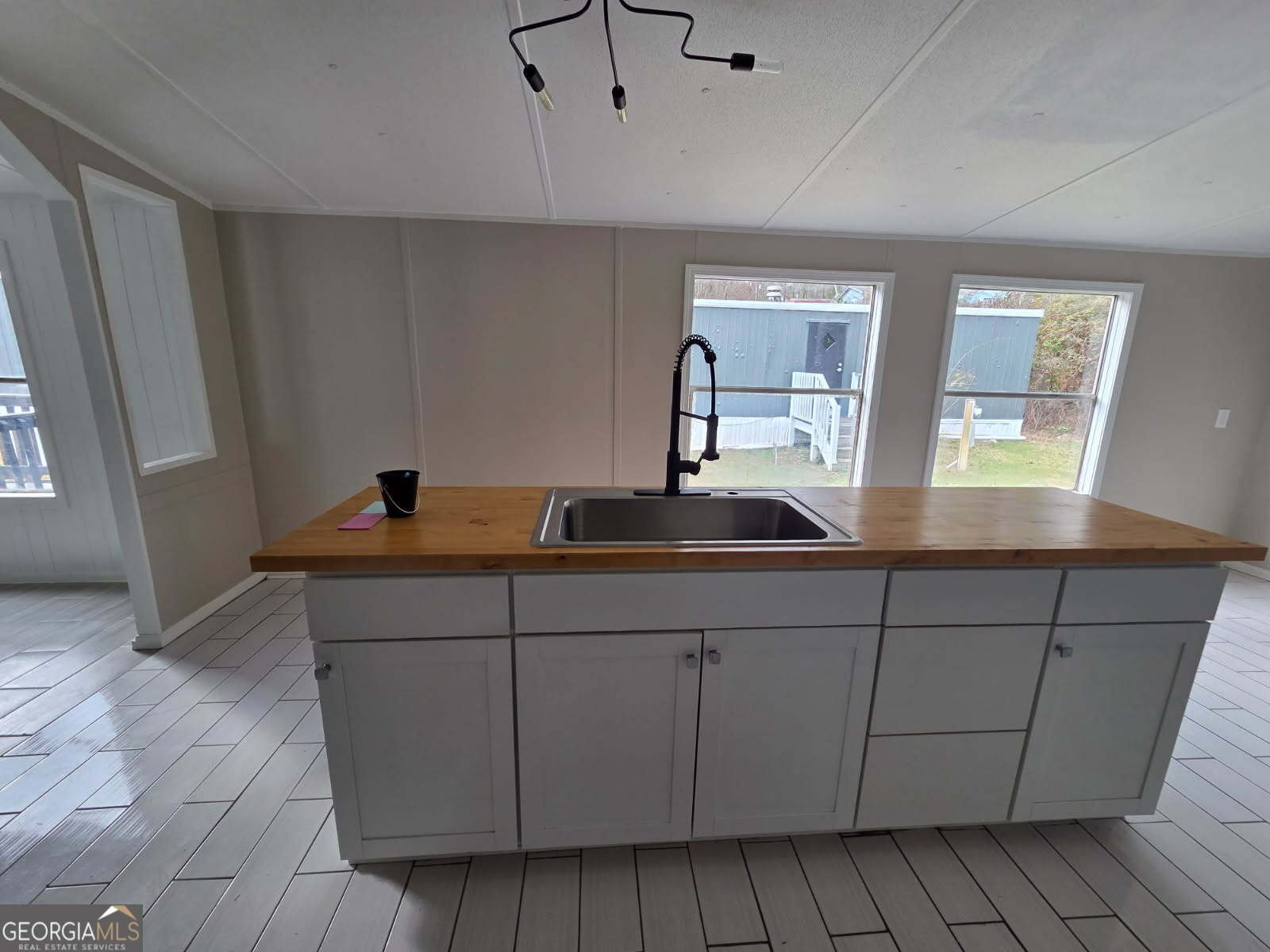 21 CLUB CIRCLE Ellenwood - 5