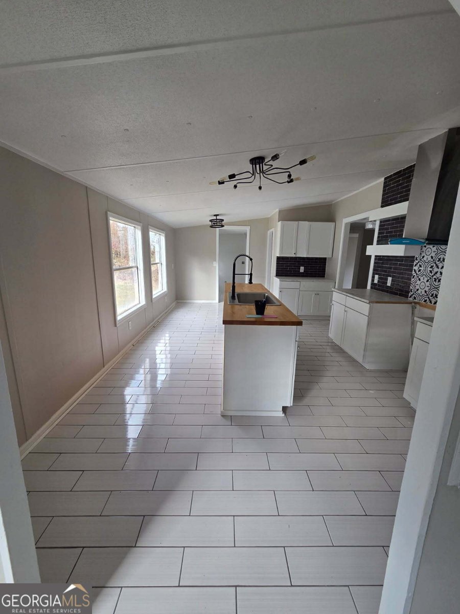 21 CLUB CIRCLE Ellenwood - 7