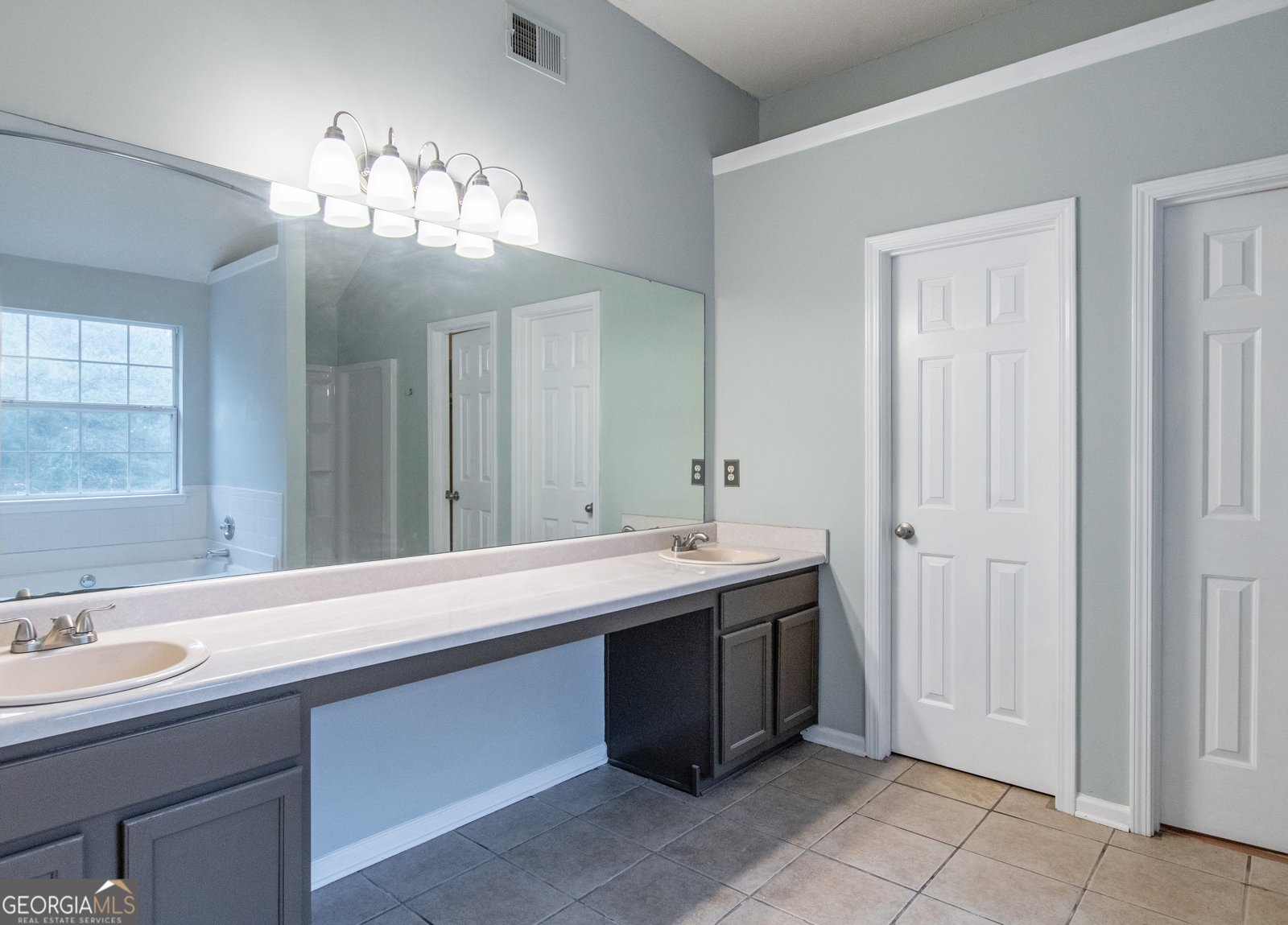 108 Ashtonbrook Drive McDonough - 35