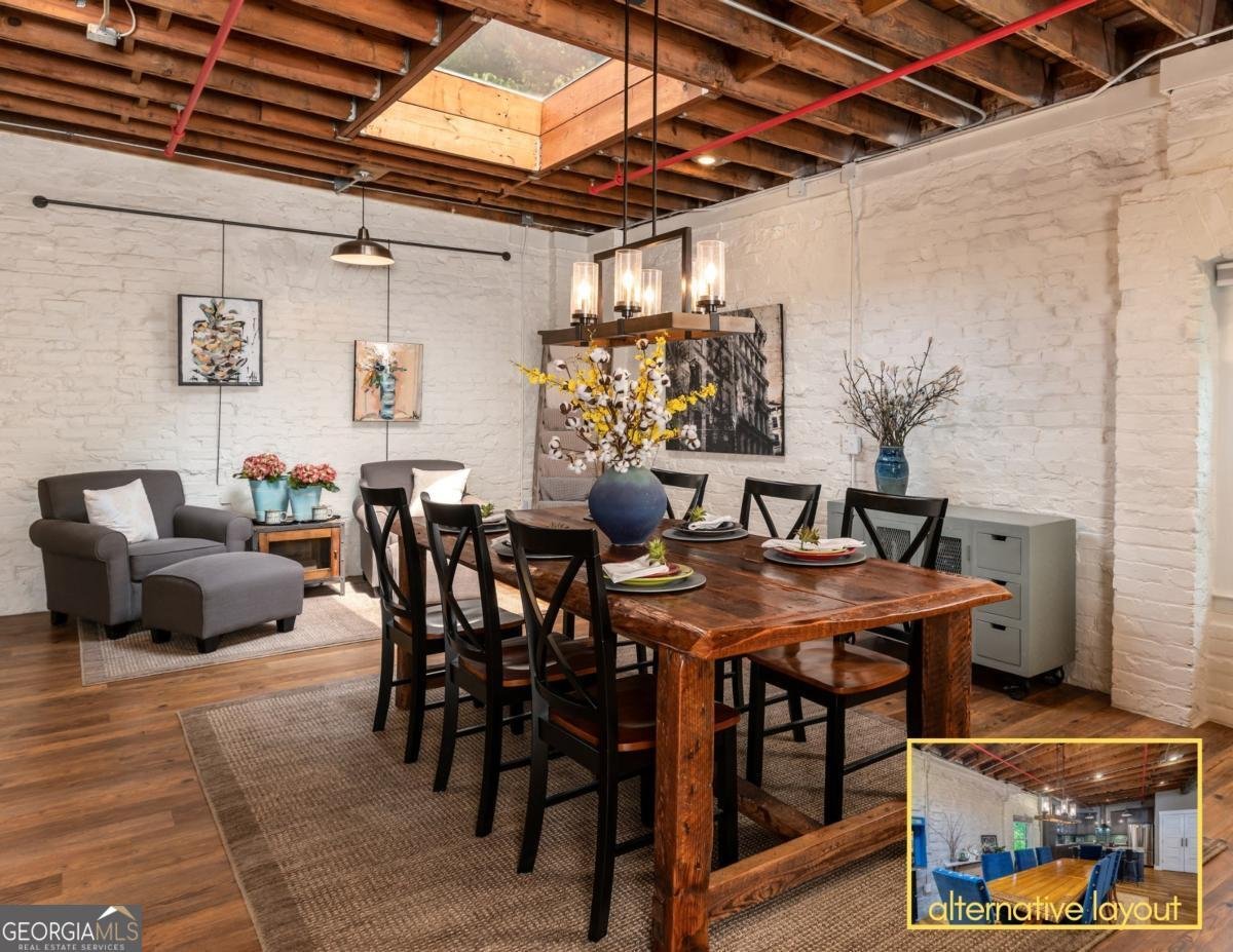 585 White Circle Athens - 11