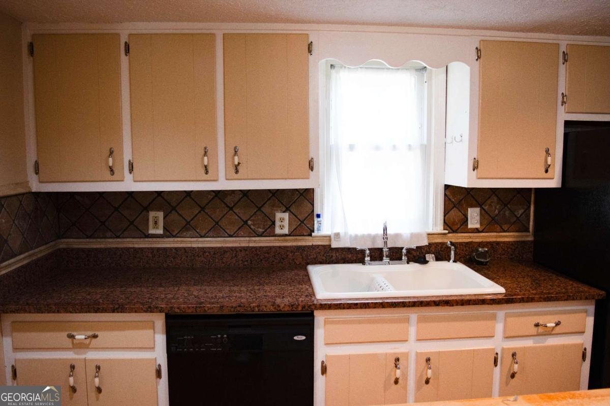 1044 Basswood Court Riverdale - 4