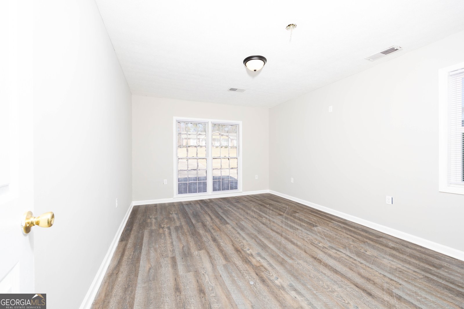 5616 Monmouth Drive Columbus - 19