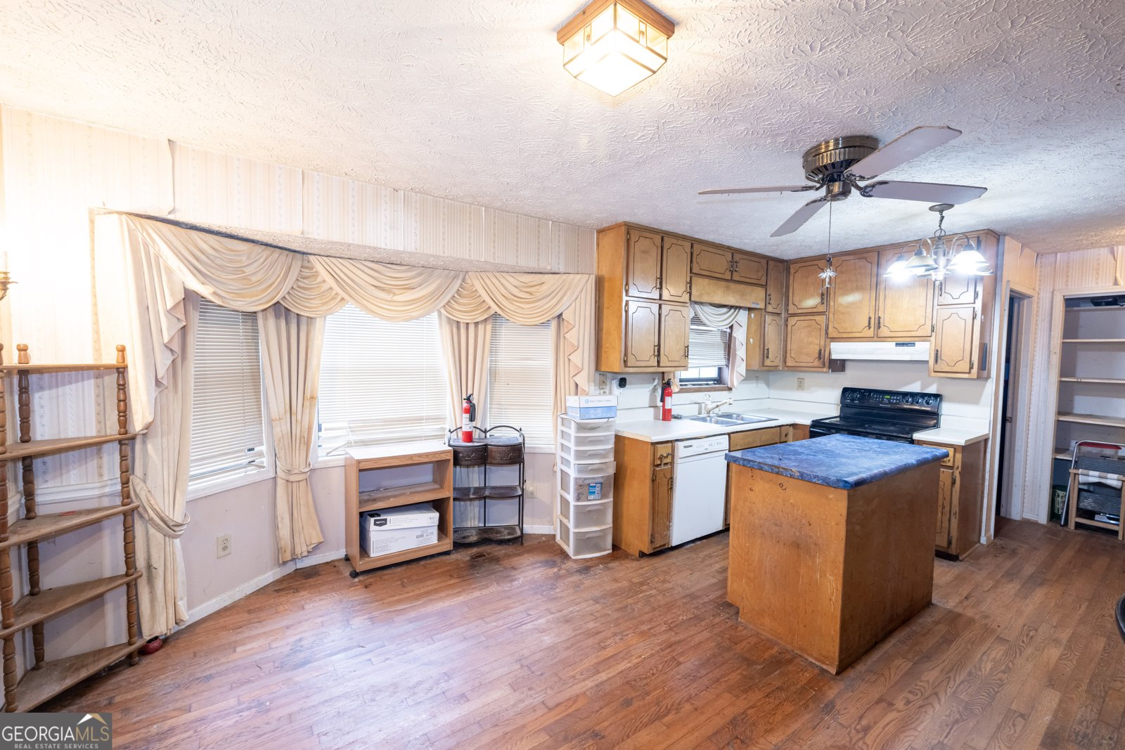 209 Pinewood Lane Stockbridge - 10